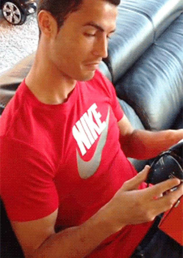 ronaldo-pleased-face-gif.gif